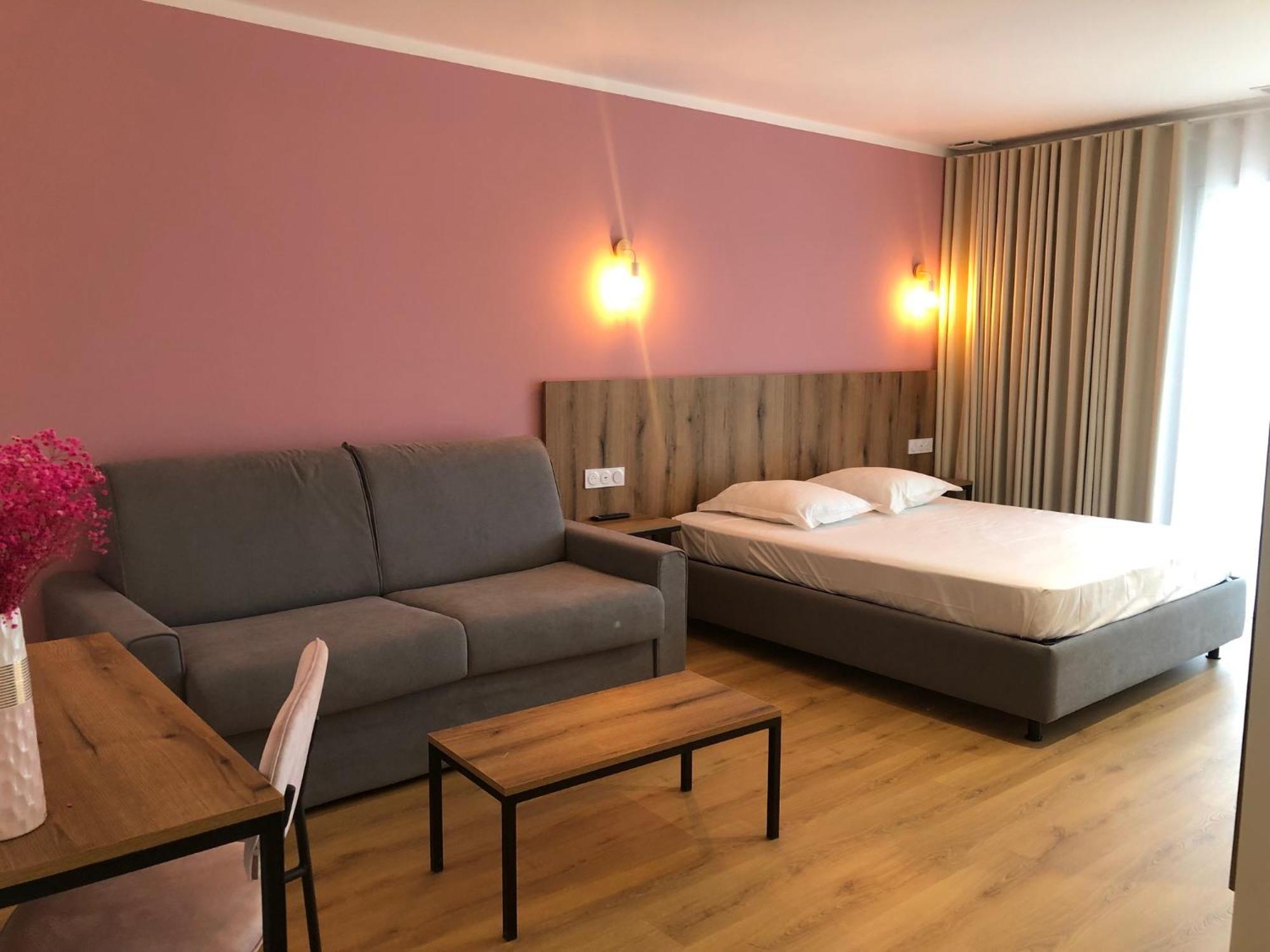 Auberge Les Oliviers Lucciana  Luaran gambar