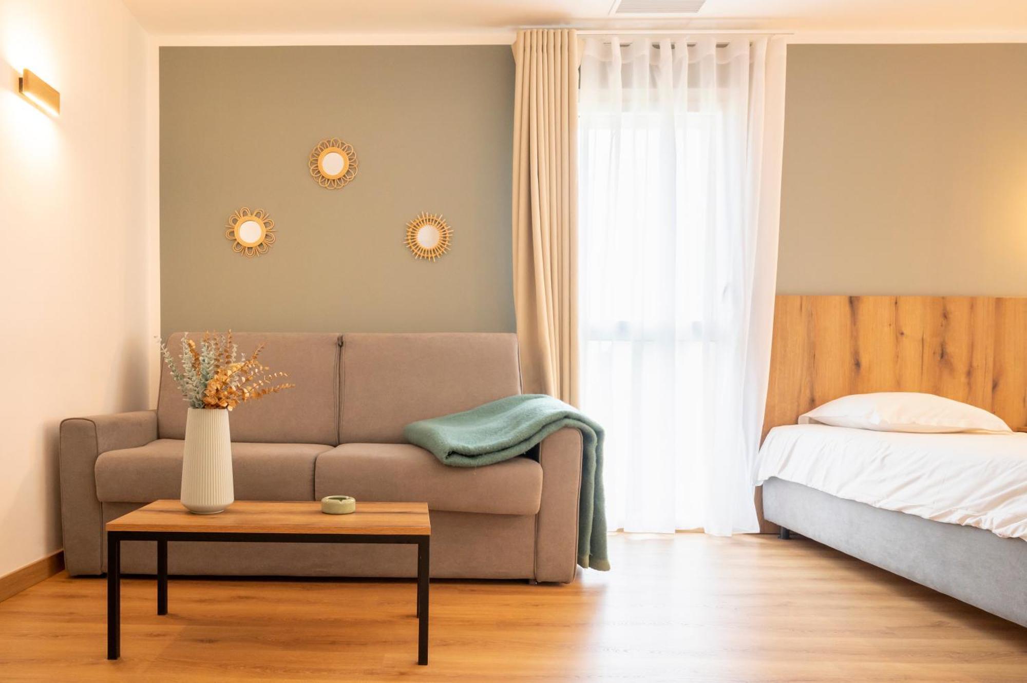 Auberge Les Oliviers Lucciana  Luaran gambar